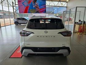 Nissan Magnite 1.0T Acenta Cvt