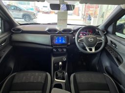 
										Nissan Magnite 1.0T Acenta Cvt full									