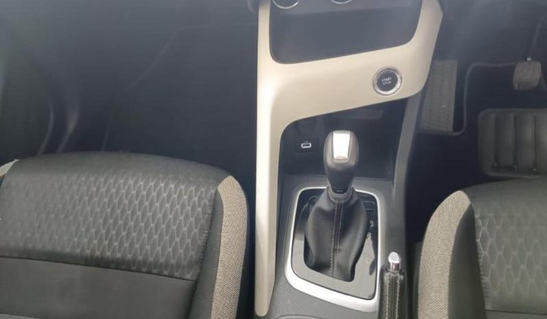 
								Nissan Magnite 1.0T Acenta Cvt full									