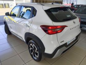 Nissan Magnite 1.0T Acenta Cvt