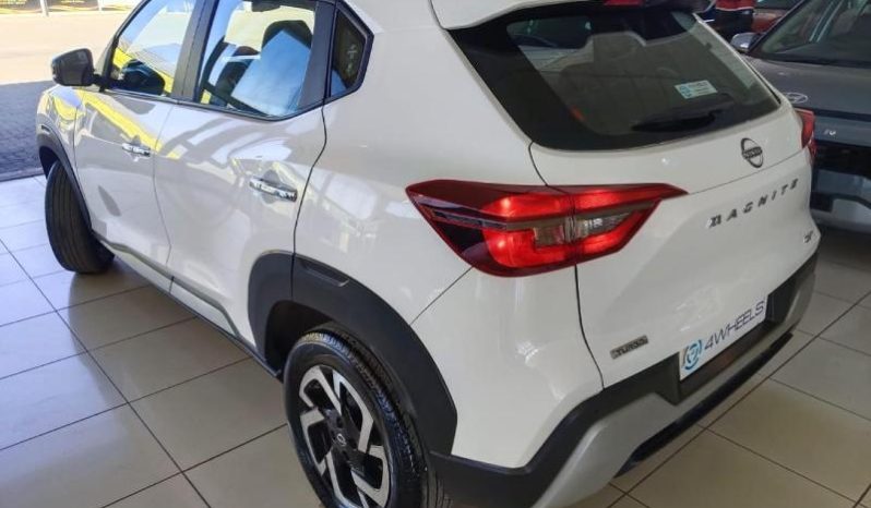 
								Nissan Magnite 1.0T Acenta Cvt full									