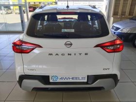Nissan Magnite 1.0T Acenta Cvt