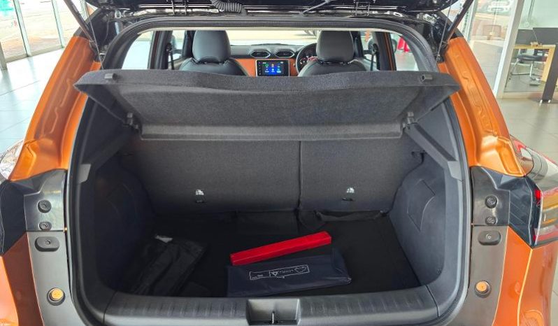 
								Nissan Magnite 1.0T Acenta Plus Cvt full									