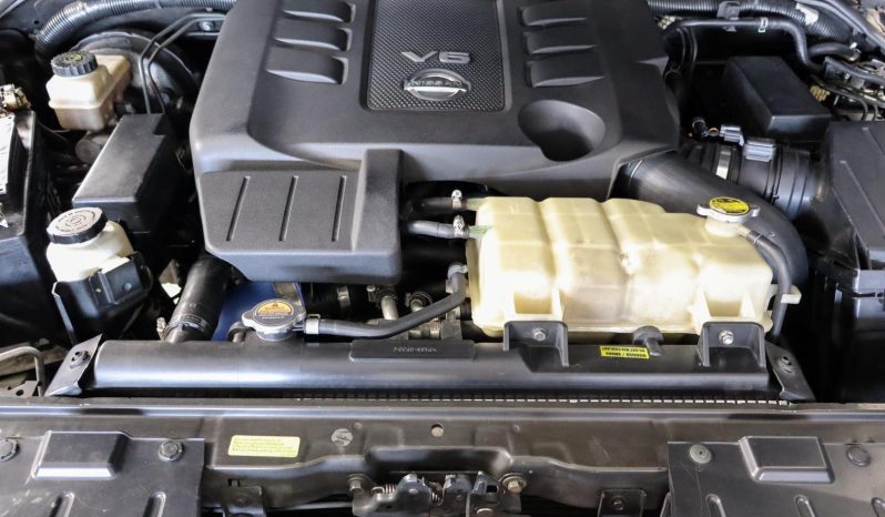 
								Nissan Navara 3.0 DCi V6 4X4 Le D/cab At V9X Sat full									