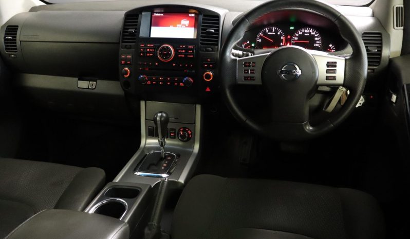
								Nissan Navara 3.0 DCi V6 4X4 Le D/cab At V9X Sat full									