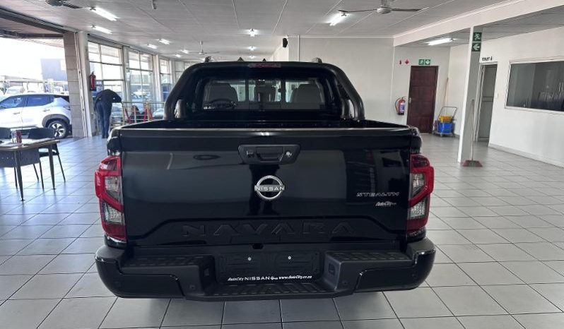 
								Nissan Navara 4X2 STEALTH AUTO D/CAB full									