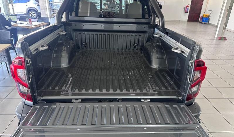 
								Nissan Navara 4X2 STEALTH AUTO D/CAB full									