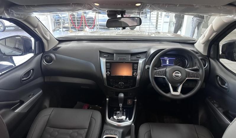 
								Nissan Navara 4X2 STEALTH AUTO D/CAB full									