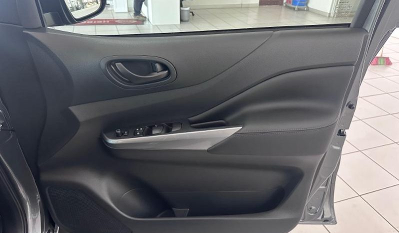 
								Nissan Navara 4X2 STEALTH AUTO D/CAB full									