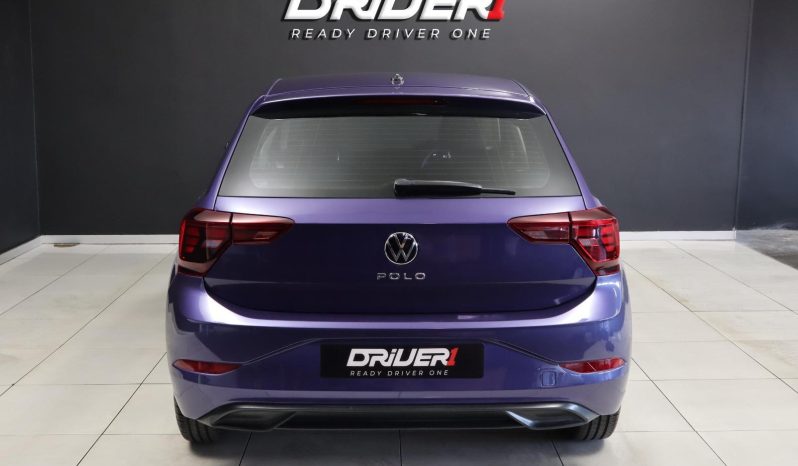 
								Volkswagen Polo Hatch 1.0 Tsi full									