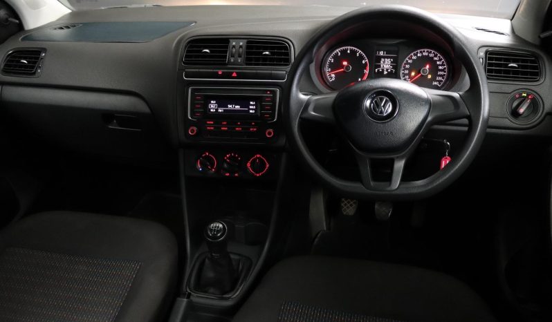 
								Volkswagen Polo Vivo Hatch 1.4 Trendline full									