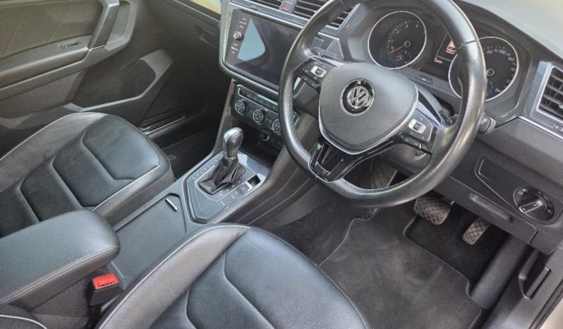 
								Volkswagen Tiguan 1.4 Tsi Comfortline Dsg full									