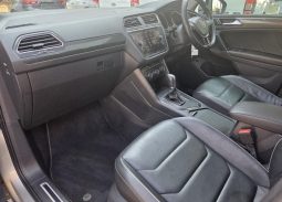 
										Volkswagen Tiguan 1.4 Tsi Comfortline Dsg full									