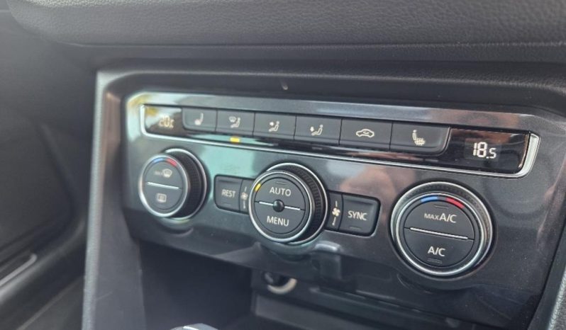 
								Volkswagen Tiguan 1.4 Tsi Comfortline Dsg full									