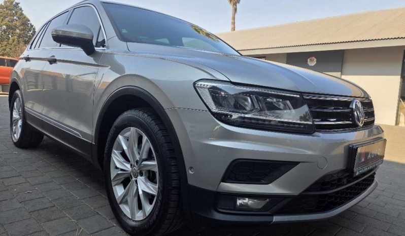 
								Volkswagen Tiguan 1.4 Tsi Comfortline Dsg full									