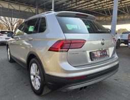 
										Volkswagen Tiguan 1.4 Tsi Comfortline Dsg full									