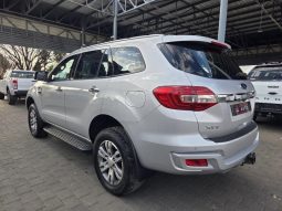 
										Ford Everest 3.2 Tdci Xlt full									