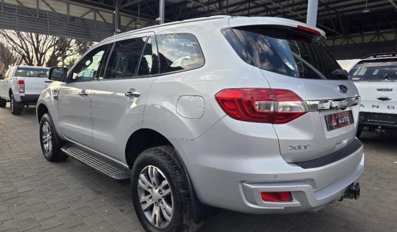 
								Ford Everest 3.2 Tdci Xlt full									