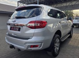 
										Ford Everest 3.2 Tdci Xlt full									