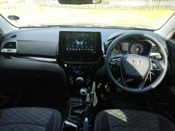 
										Mahindra Xuv3X0 1.2T Mx2 full									