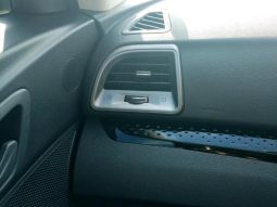
										Mahindra Xuv3X0 1.2T Mx2 full									