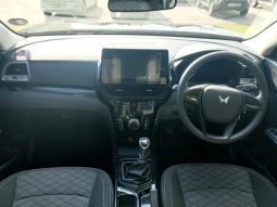 
										Mahindra Xuv3X0 1.2T Mx2 full									