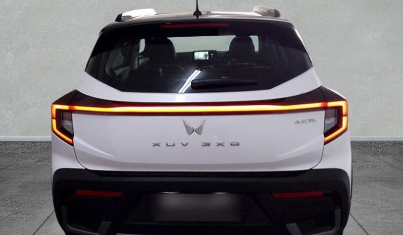 
								Mahindra Xuv3X0 1.2T Mx2 At full									