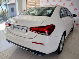 
										Mercedes Benz A-Class Sedan A 200 7G-Dct full									