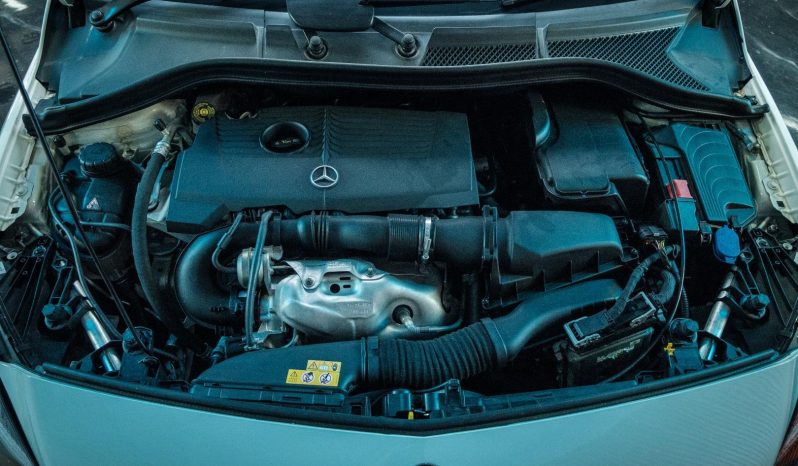 
								Mercedes Benz B-Class B 200 Amg 7G-Dct full									