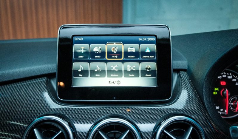 
								Mercedes Benz B-Class B 200 Amg 7G-Dct full									