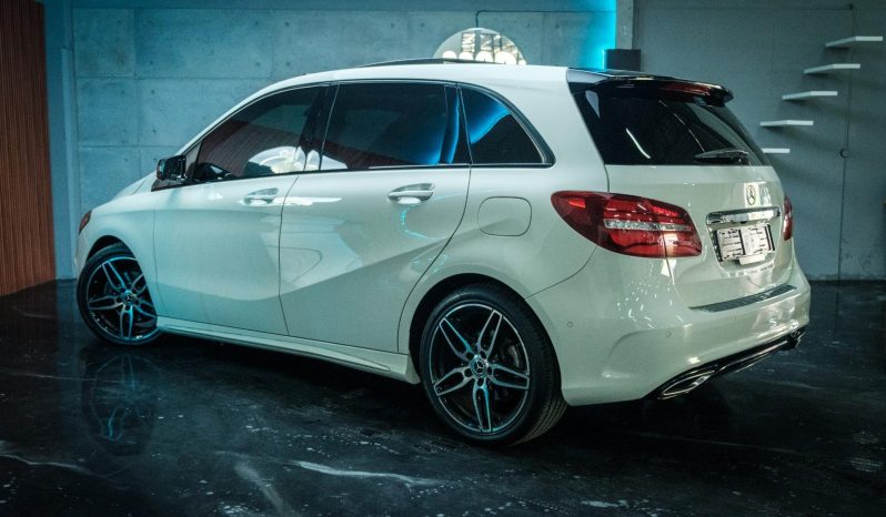 
								Mercedes Benz B-Class B 200 Amg 7G-Dct full									