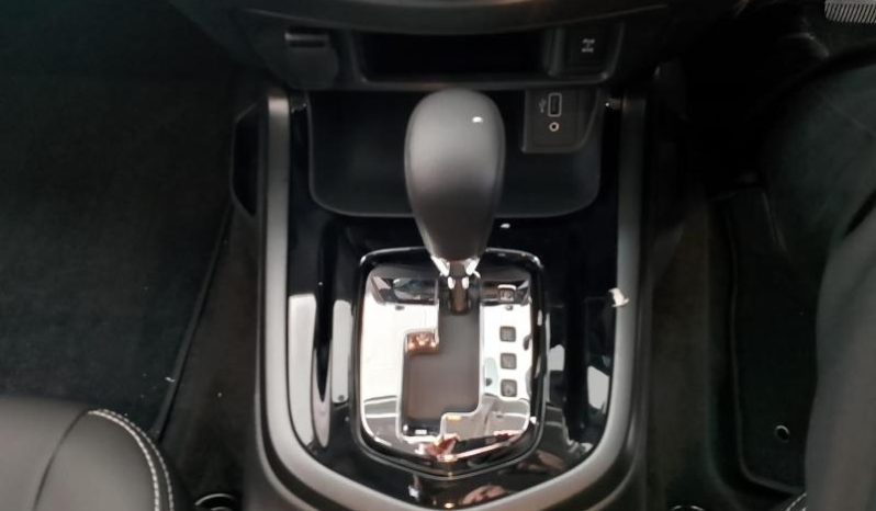 
								Nissan Navara 2.5D Pro-2X D Cab 4X2 At full									