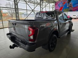 
										Nissan Navara 2.5D Pro-2X D Cab 4X2 At full									