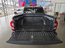 
										Nissan Navara 2.5D Pro-2X D Cab 4X2 At full									