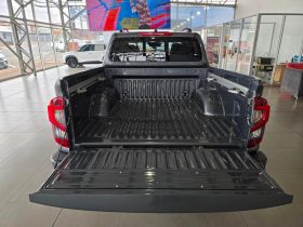 Nissan Navara 2.5D Pro-2X D Cab 4X2 At
