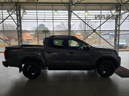 
										Nissan Navara 2.5D Pro-2X D Cab 4X2 At full									