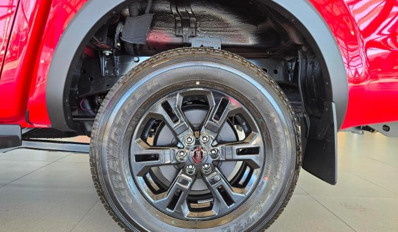 
								Nissan Navara 2.5D Pro-2X D Cab 4X2 At full									
