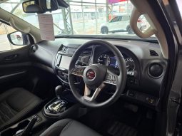 
										Nissan Navara 2.5D Pro-2X D Cab 4X2 At full									