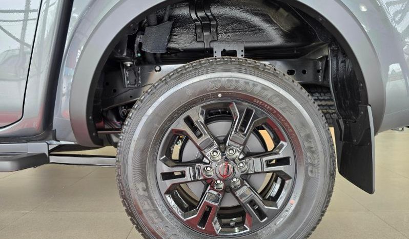 
								Nissan Navara 2.5D Pro-2X D Cab 4X2 At full									
