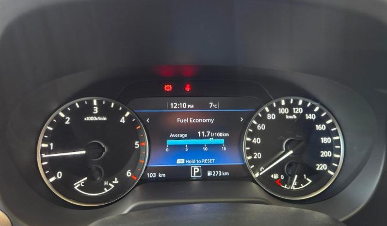 
								Nissan Navara 2.5D Pro-2X D Cab 4X2 At full									