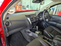 
										Nissan Navara 2.5D Pro-2X D Cab 4X2 At full									