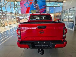 
										Nissan Navara 2.5D Pro-2X D Cab 4X2 At full									