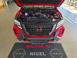 
										Nissan Navara 2.5D Pro-2X D Cab 4X2 At full									