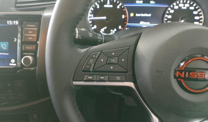 
								Nissan Navara 2.5D Pro-2X D Cab 4X2 At full									