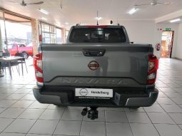 
										Nissan Navara 2.5D Pro-2X D Cab 4X2 At full									