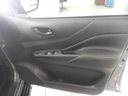 
										Nissan Navara 2.5D Pro-4X D Cab 4X4 At full									