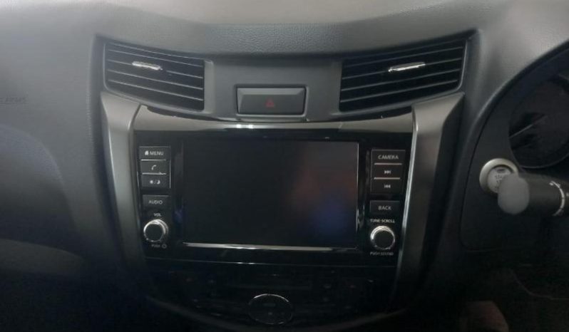 
								Nissan Navara 2.5D Pro-4X D Cab 4X4 At full									