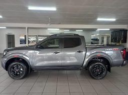 
										Nissan Navara 2.5D Pro-4X D Cab 4X4 At full									