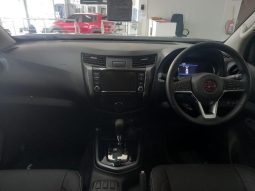 
										Nissan Navara 2.5D Pro-4X D Cab 4X4 At full									