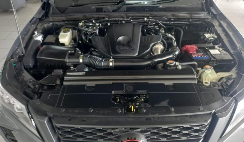 
								Nissan Navara 2.5D Pro-4X D Cab 4X4 At full									